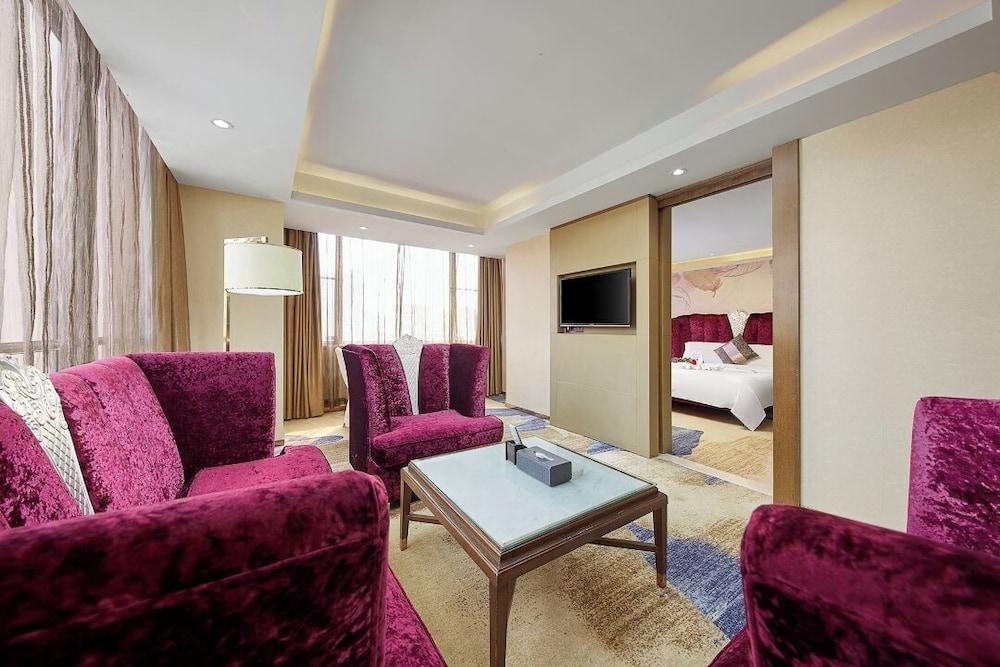 Kaiserdom Hotel Guangzhou Ouzhuang Room Type - Deluxe Suite