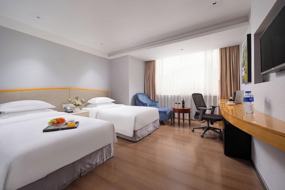 Kaiserdom Hotel Guangzhou Ouzhuang Room Type - Deluxe Twin Room