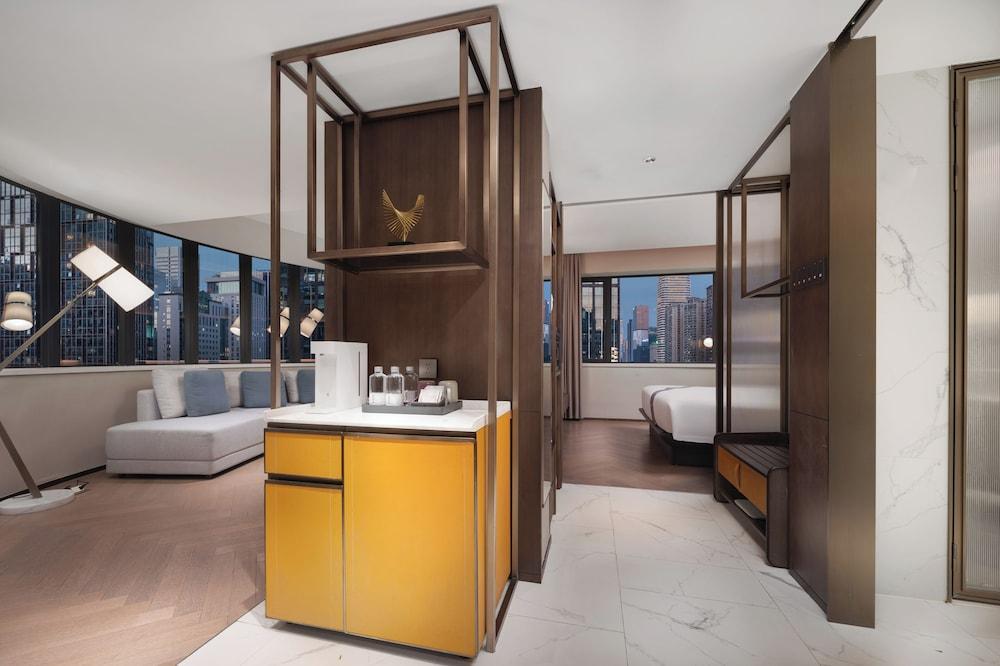 IMPERIAL TRADERS ELONG HOTEL Room Type - Premier Privilege City-View Suite