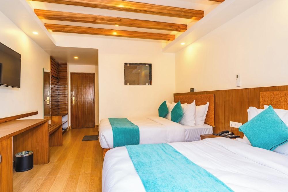 Pokhara Alpine and Springs Room Type - Deluxe Triple Room Pokhara Alpine and Springs Room Type - Deluxe Triple Room
