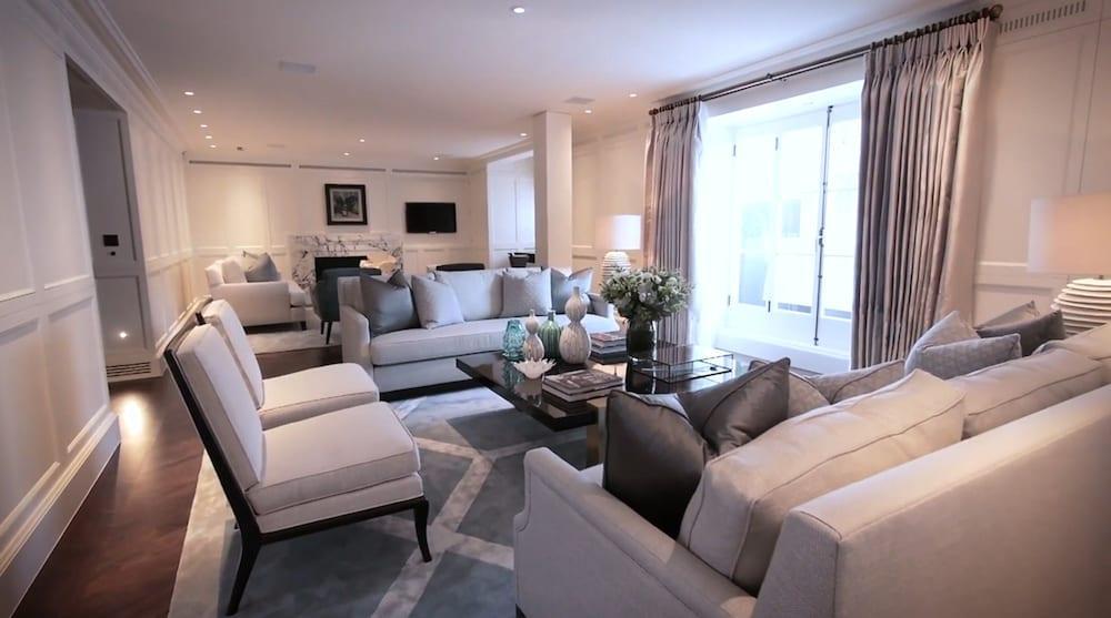 Beautiful 4-bed Flat in Mayfair - Tap to explore photos