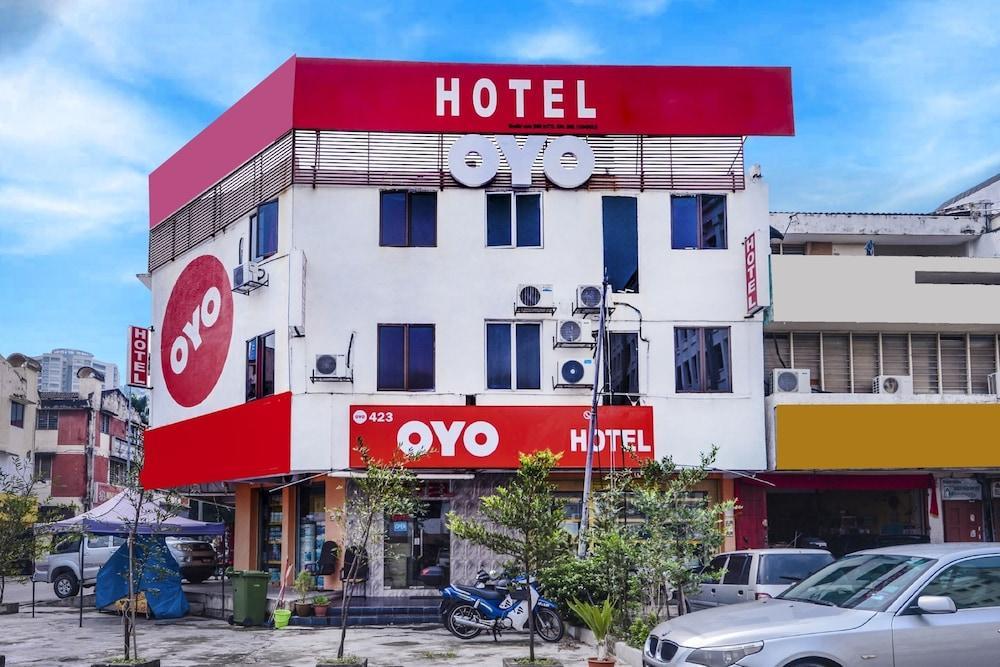 OYO 90693 Sri Rampai Hotel - Tap to explore photos