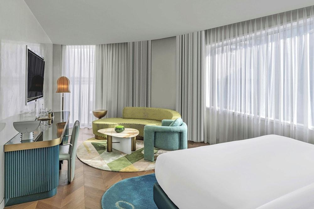 W Prague Room Type - Suite, 1 King Bed