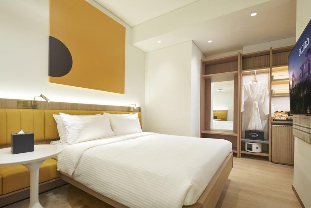 Citadines Connect City Centre Singapore Room Type - Standard Room, 1 Queen Bed, No Windows