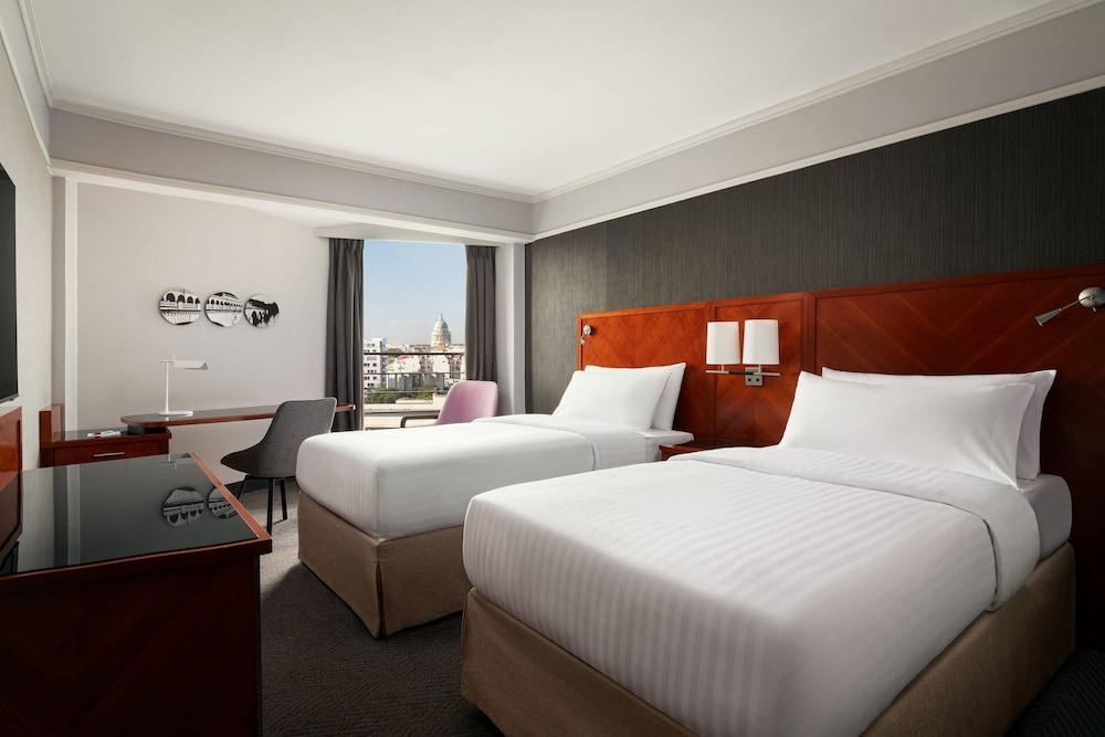 Paris Marriott Rive Gauche Hotel & Conference Center Room Type - Deluxe Room, 2 Twin Beds (View) Paris Marriott Rive Gauche Hotel & Conference Center Room Type - Deluxe Room, 2 Twin Beds (View)