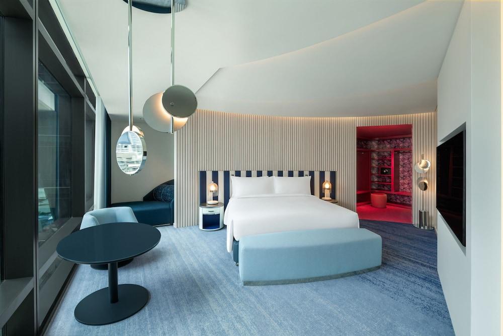 W Sydney Room Type - Superior Room, Larger Guest room, 1 King, City view