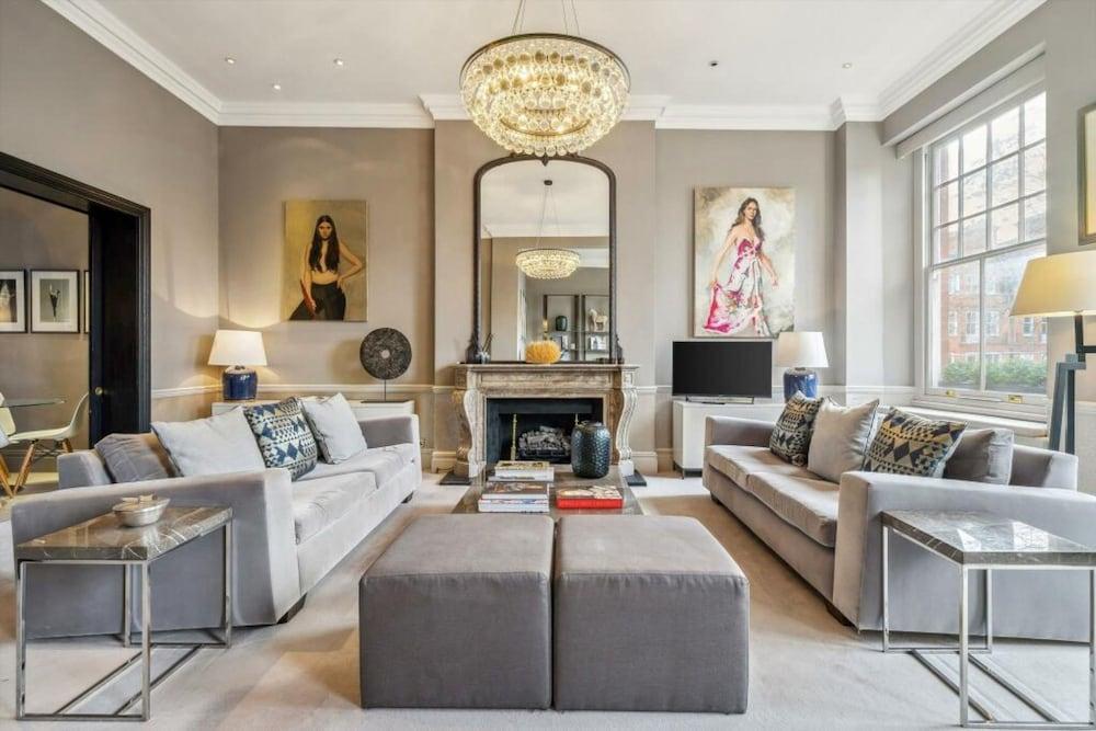 Knightsbridge Flat 3 Bed - Tap to explore photos