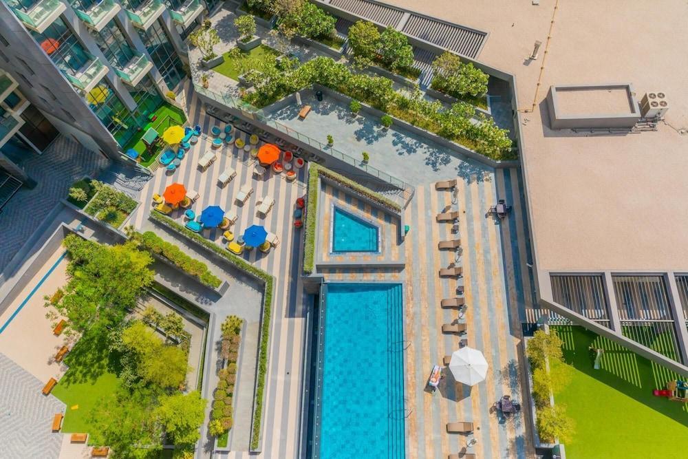 DXB - The Atria Residences - 1404 - DT - Tap to explore photos