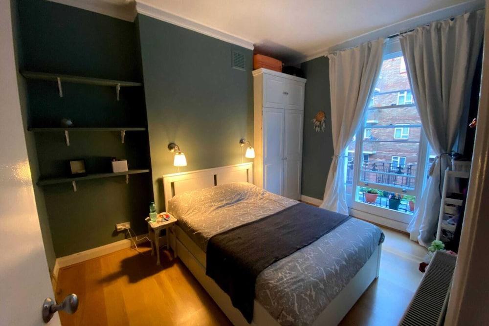 Cosy and Stylish 1 Bedroom in Pimlico - Tap to explore photos
