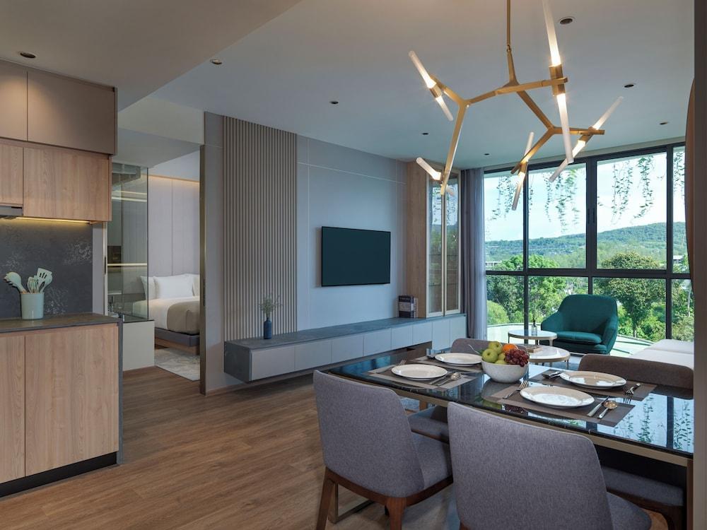 La Green Hotel and Residence Room Type - La Green Suite - 2 Bedrooms La Green Hotel and Residence Room Type - La Green Suite - 2 Bedrooms