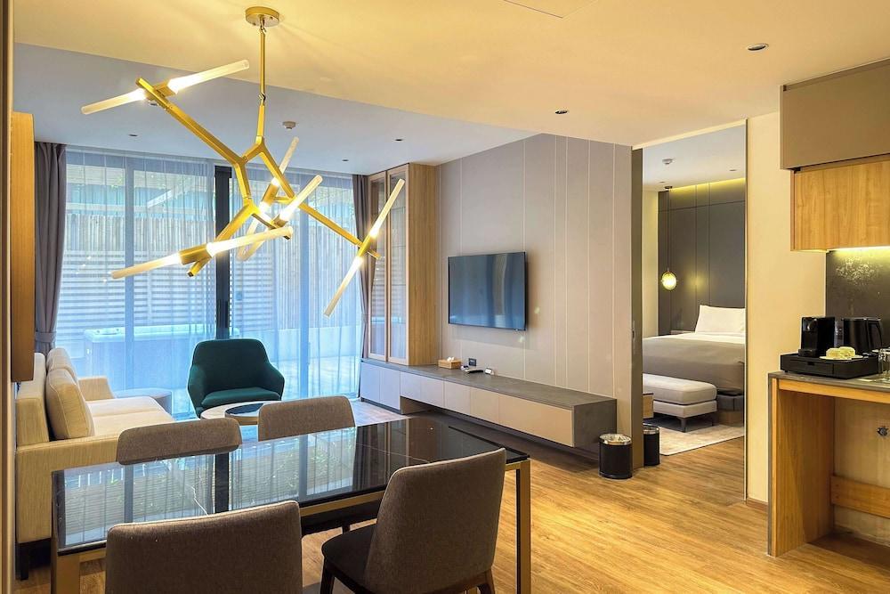 La Green Hotel and Residence Room Type - La Green Suite - 2 Bedrooms with Jacuzzi