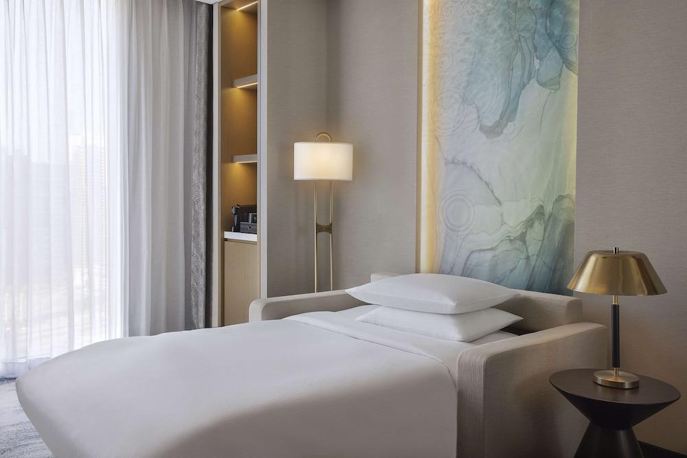 Embassy Suites by Hilton Dubai Business Bay - Tap to explore photos