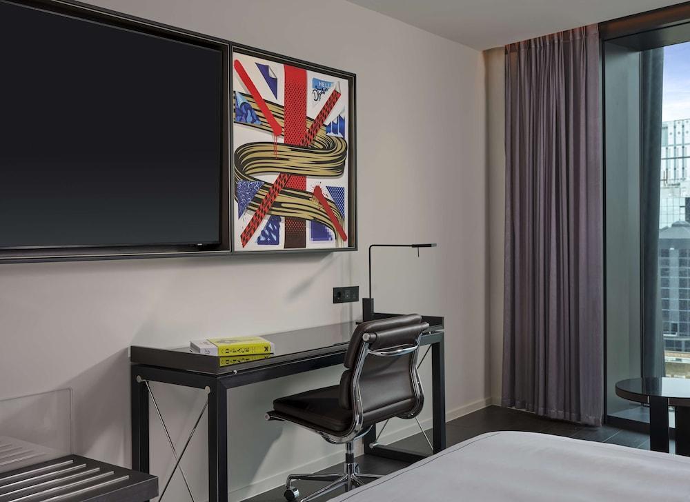 artotel London Hoxton Room Type - Art Room Plus-Twin