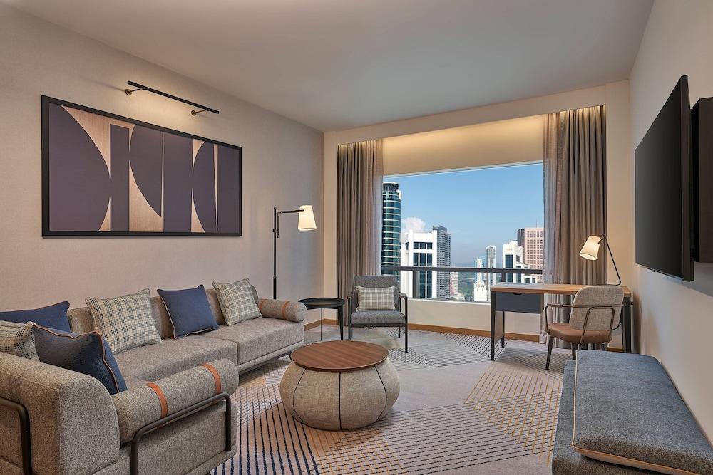 Four Points By Sheraton Kuala Lumpur, City Centre Room Type - Executive Suite, 1 King Bed, City View