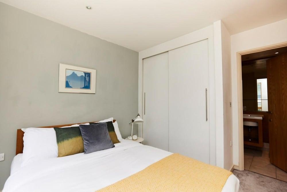 The Jasper Walk Escape - Charming 2bdr Flat With Balcony