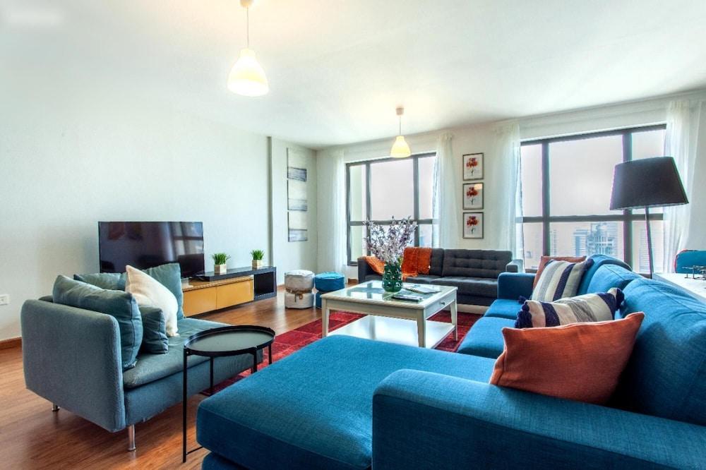 JBR Beach Front 4 Bed High Floor - Tap to explore photos