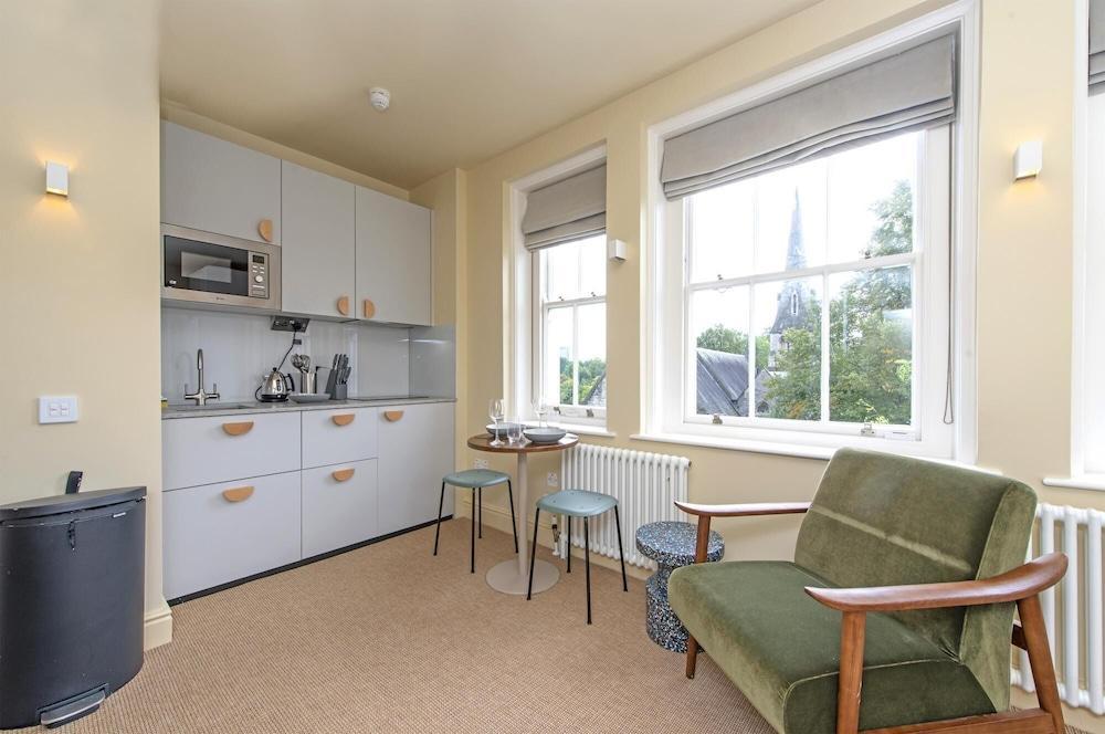 Prime Studio Near Prestigious Primrose Hill - Tap to explore photos