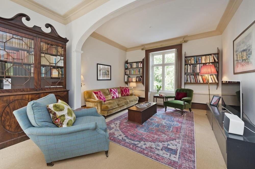 Historic 5 Bed Home Maida Vale - Tap to explore photos