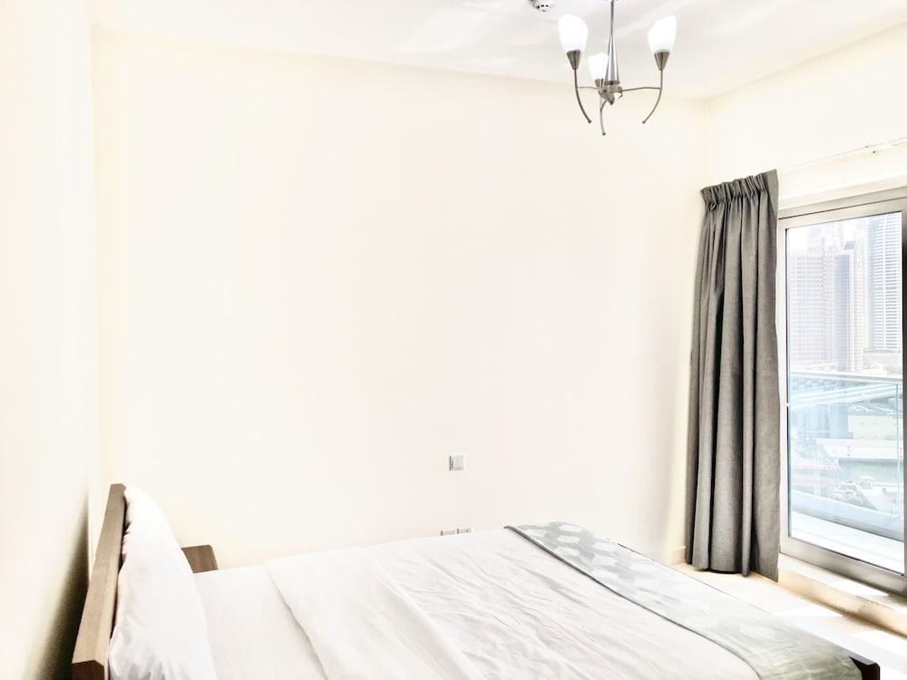 Wonderful Stay in the Heart of Business Bay - Tap to explore photos