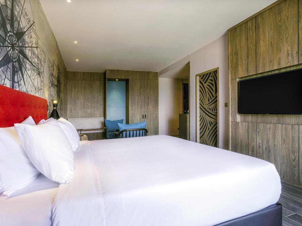 Mercure Langkawi Pantai Cenang Room Type - Deluxe Suite, 1 King Bed