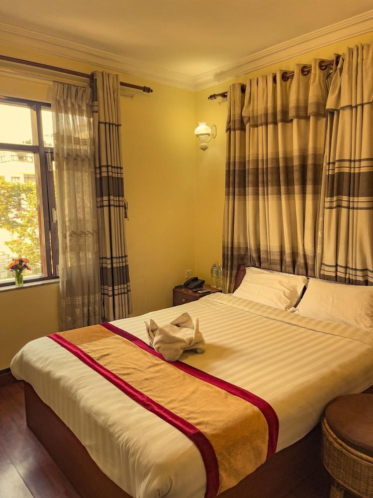 Royal Atlantic Home Room Type - Deluxe Double or Twin Room, 1 Queen Bed, City View