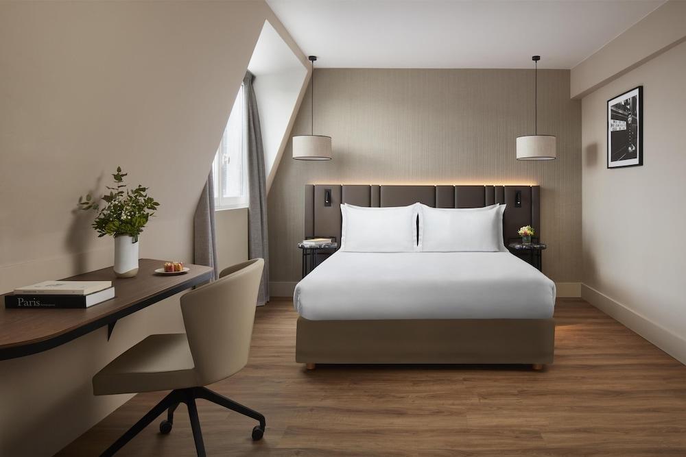 NH Paris Gare de l Est Room Type - Superior Room