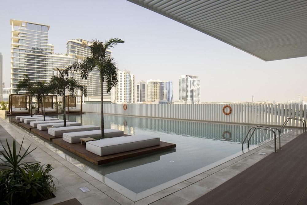 Upside Living Studio With Burj Khalifa View Business Travel Ready - Tap to explore photos