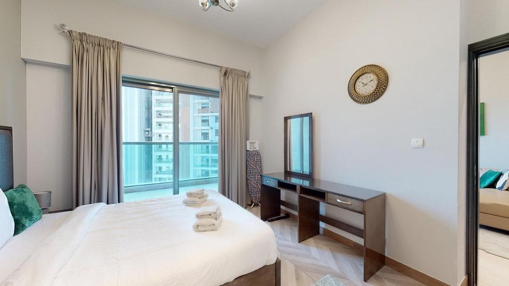 Business Bay - Elite Residence 2311 - Tap to explore photos