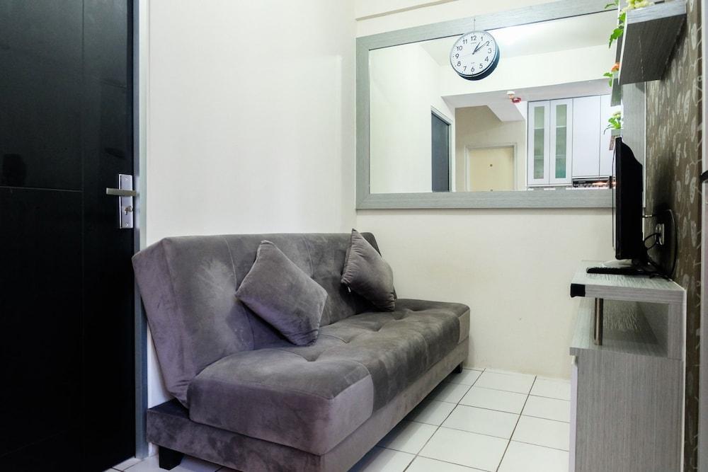 Minimalist 2BR Pancoran Riverside Apartment