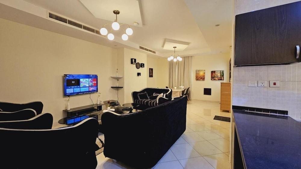 Perfect Vacation With 3bhk Villa - Tap to explore photos