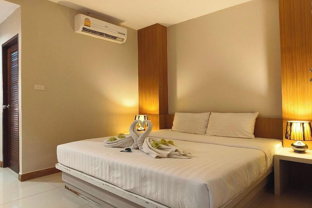 The Little Nest Phuket Room Type - Standard Room, 1 King Bed