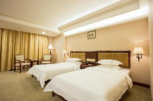 Zhonghua Hotel - Tap to explore photos