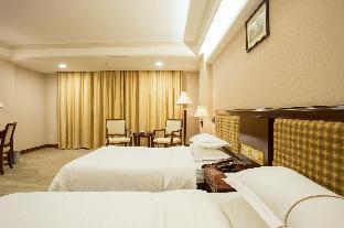 Zhonghua Hotel                                 - Tap to explore photos