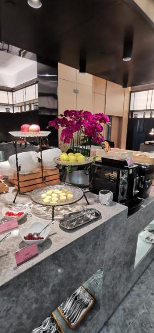 Delightel Hotel West Shanghai @ F1 Circuit - Tap to explore photos