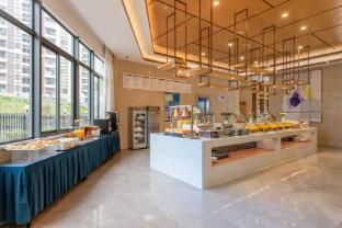 Lavande Hotels Guangzhou Zhihui City - Tap to explore photos