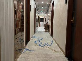 Shanghai wanshangke Express Hotel - Tap to explore photos