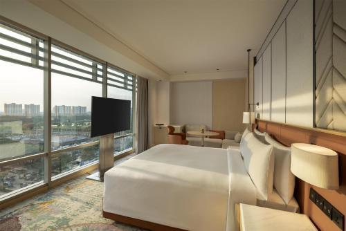 DoubleTree by Hilton Jakarta Kemayoran Room Type - KING CORNER ROOM