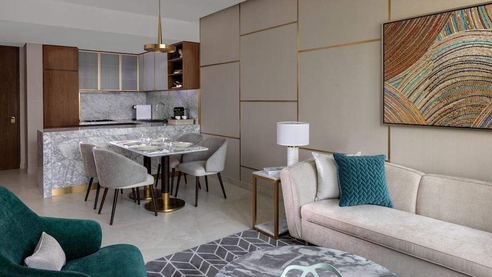 InterContinental Hotels RESIDENCES DUBAI BUSINESS BAY Room Type - 1 Bedroom Apartment City View
