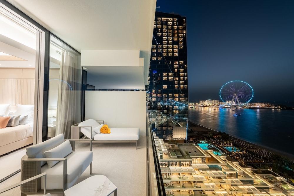 FIVE LUXE Room Type - Superior Studio with Sea View