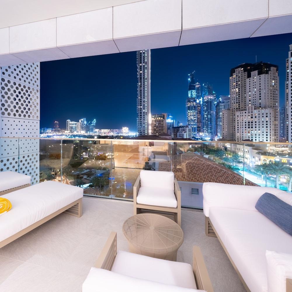 FIVE LUXE Room Type - Superior Room