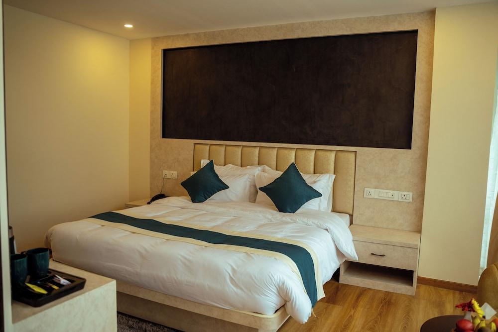 Hotel Black Diamond Room Type - Junior Studio Suite