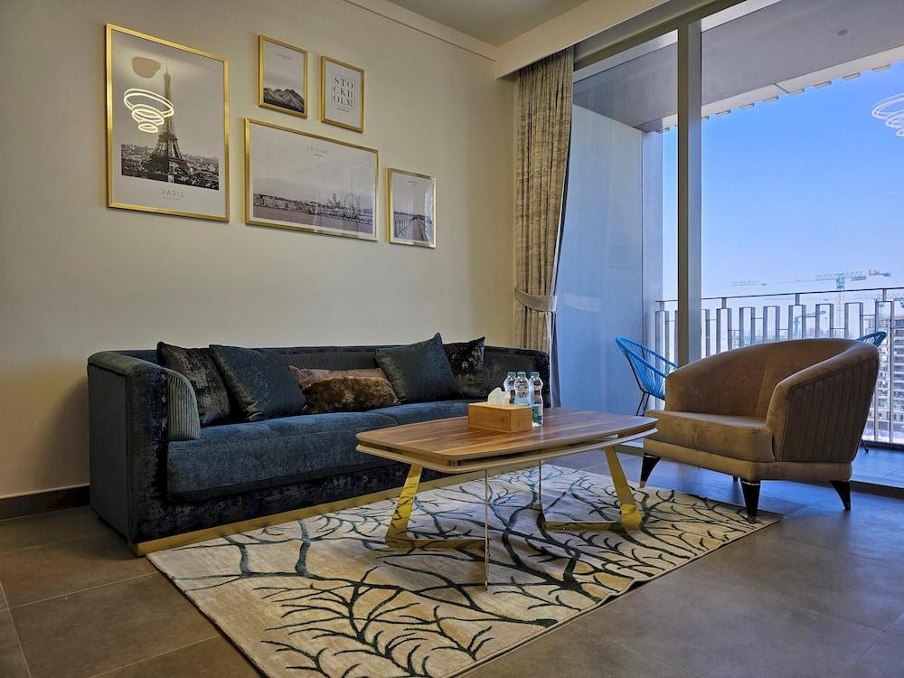 Wonderful 2BR Apartment Heavenly Feel