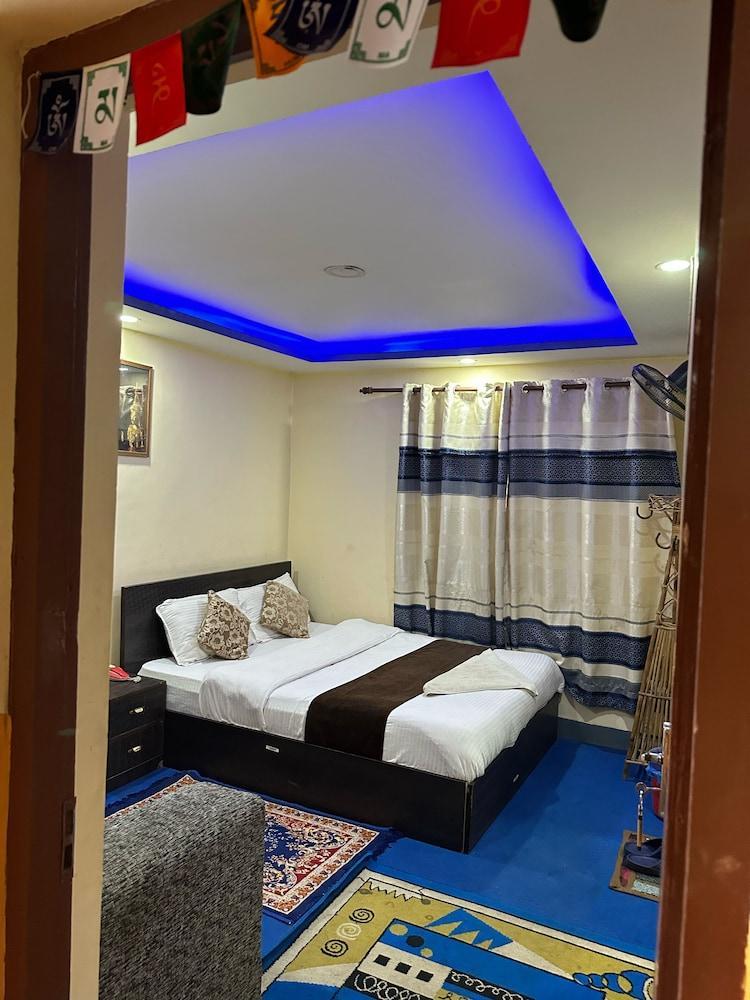 Hotel Yog Darshan - Tap to explore photos