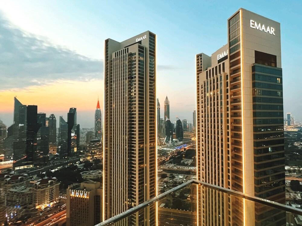 Downtown Escape Lush 2BR w Burj Khalifa View - Tap to explore photos