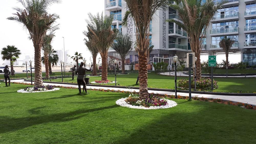 Remarkable 2-bed Apartment in Dubai