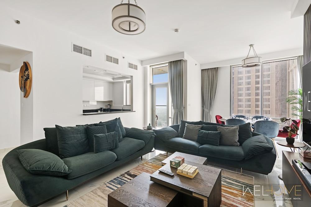 WelHome - 3BR Apt Located Directly on the Dubai Water Canal - Tap to explore photos