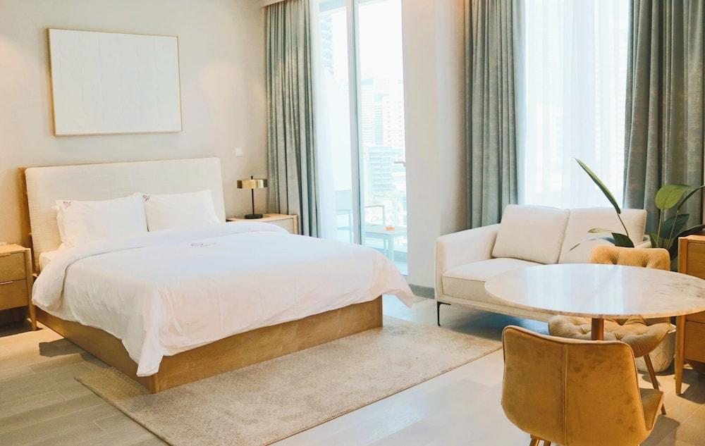 Condor Marina Star- Casa Royale VH Room Type - City Apartment