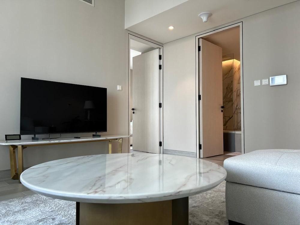 Condor Marina Star- Casa Royale VH Room Type - Premier Apartment