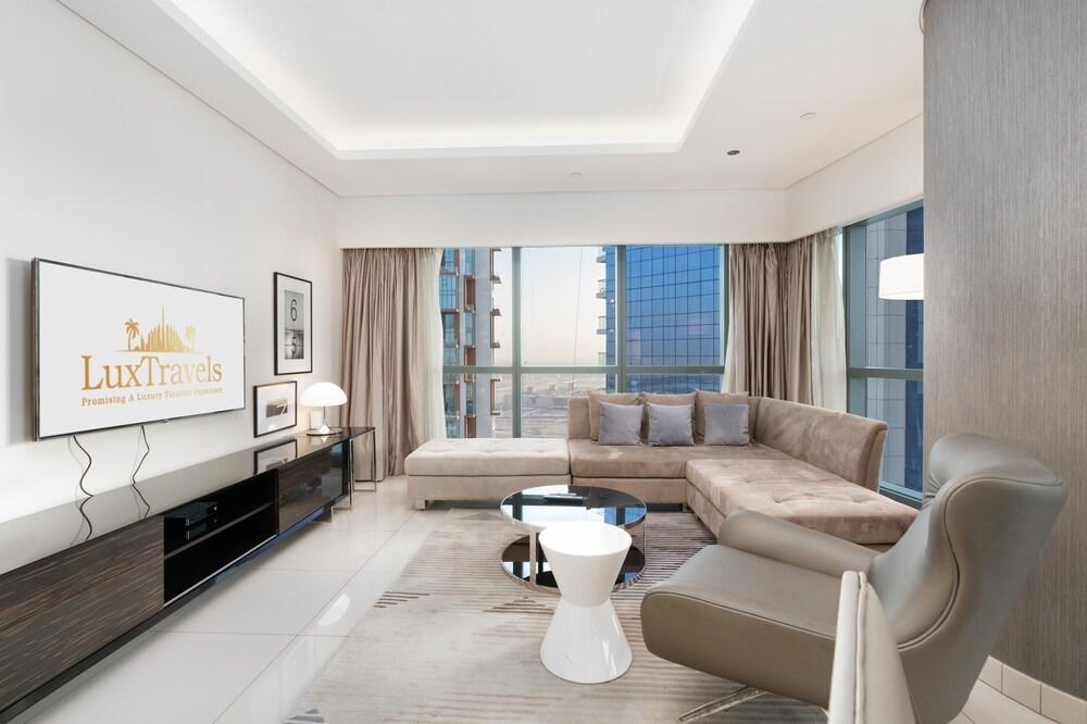 Lux BnB Paramount Tower I Burj Views - Tap to explore photos