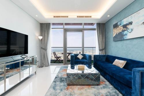 Lux BnB Paramount Midtown I Ocean View - Tap to explore photos